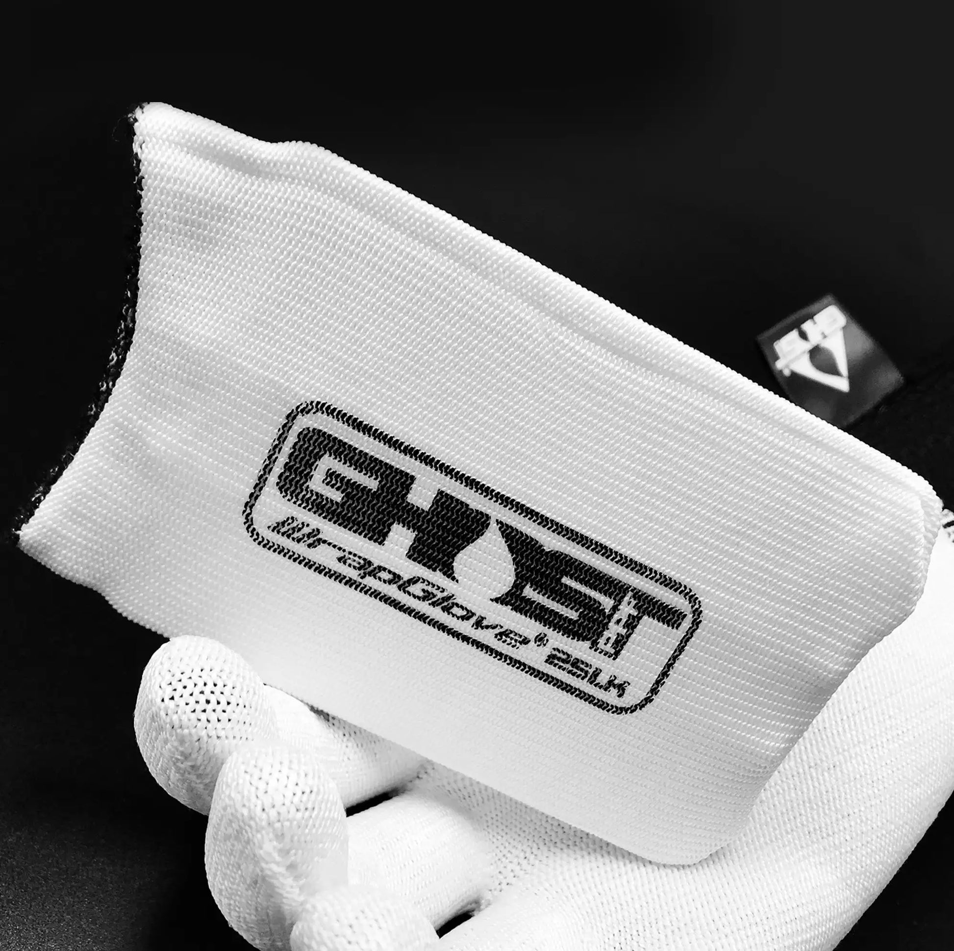 WrapGlove SqueegeeGlove GHOST vinyl wrap squeegee - additional view